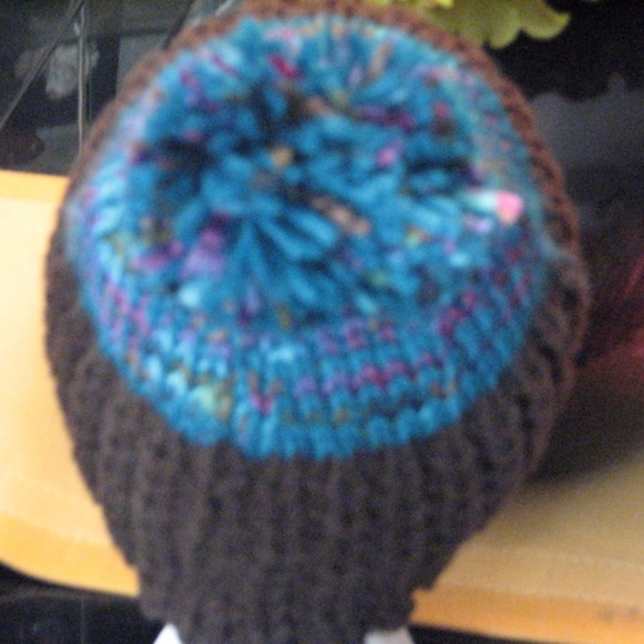 Jamont Multicolored Knitted Designer Beanie/Hat - Picture 3 of 4